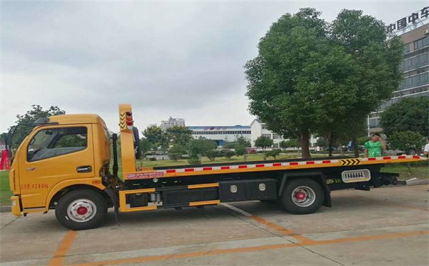 廊坊定远24小时拖车救援电话号码，定远道路救援公司怎么收费的
